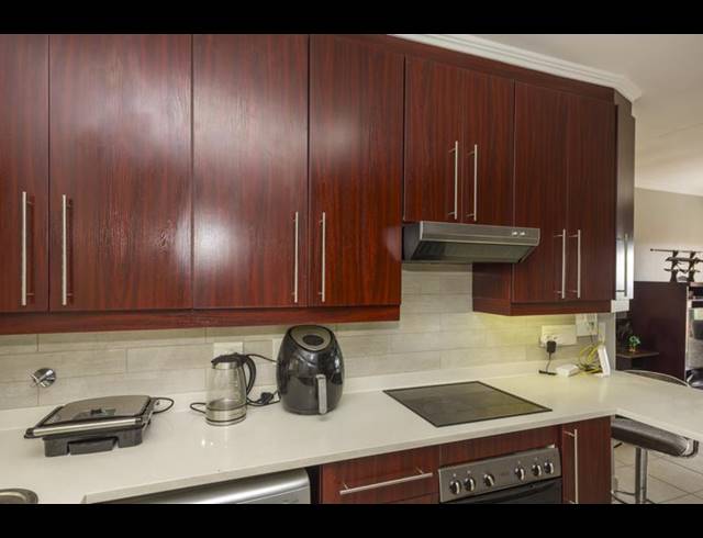 2 BEDROOM APARTMENT FOR SALE IN ACACIA